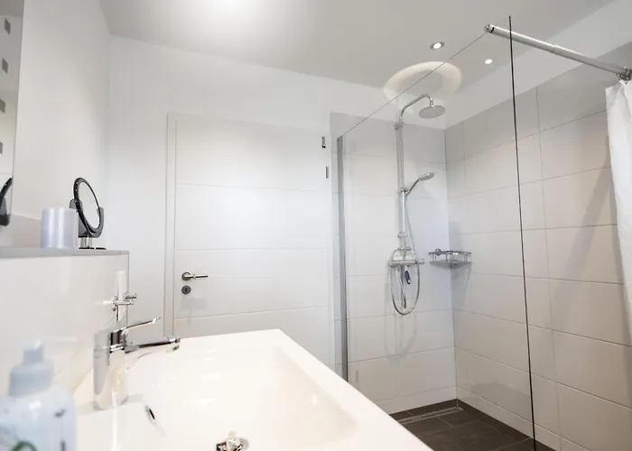 Conzen Hof Am Hennesee شقة